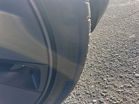 Used 2025 Tesla Model 3 Long Range image 34