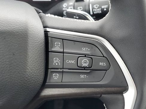 New 2026 Jeep Grand Cherokee Altitude AWD/4WD image 23