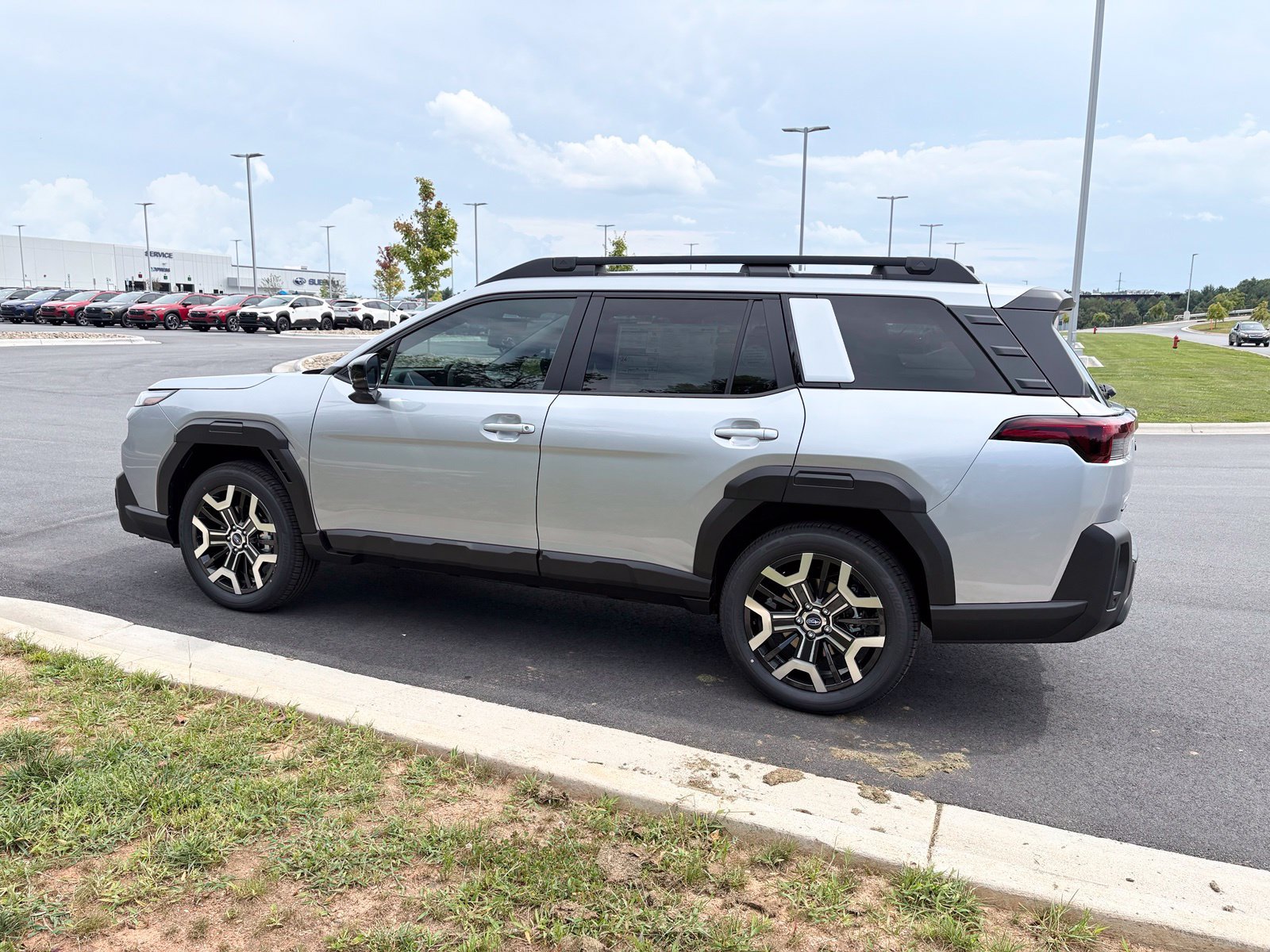 New 2026 Subaru Outback Touring XT AWD/4WD image 5