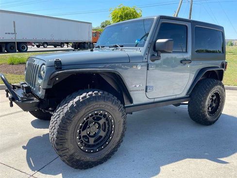 Used 2014 Jeep Wrangler Sahara w/ Dual Top Group AWD/4WD image 11