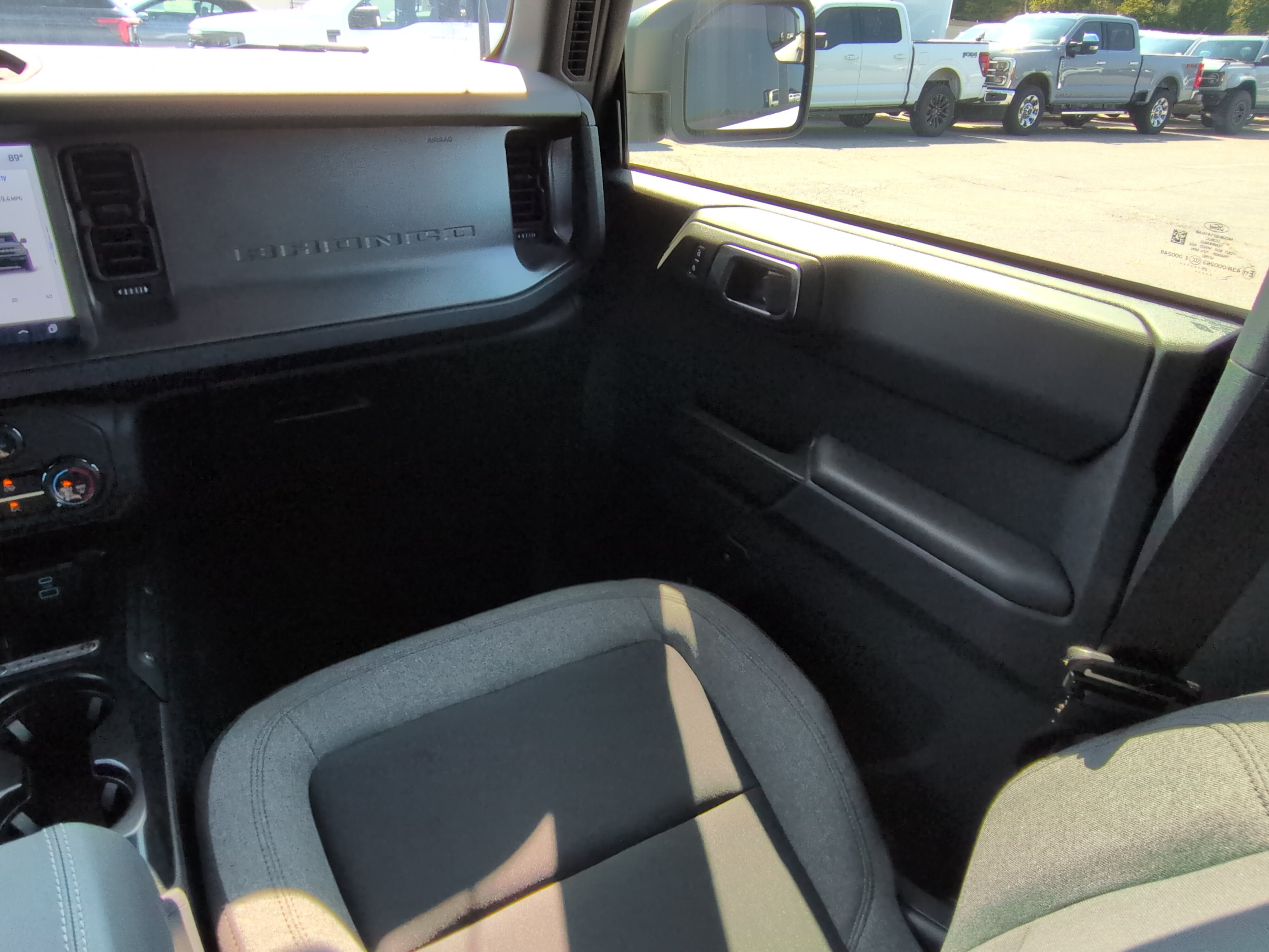 Used 2025 Ford Bronco 4-Door AWD/4WD image 15