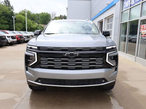 New 2026 Chevrolet Suburban High Country AWD/4WD image 5