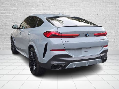 New 2026 BMW X6 M60i w/ Executive Package image 3