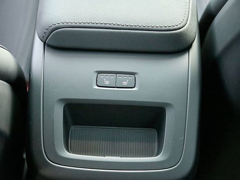 New 2026 Volvo XC60 T8 Plus w/ Protection Package Premier image 22