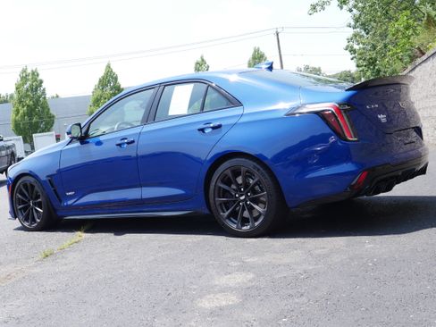 Used 2022 Cadillac CT4 V Blackwing w/ Technology Package RWD image 4