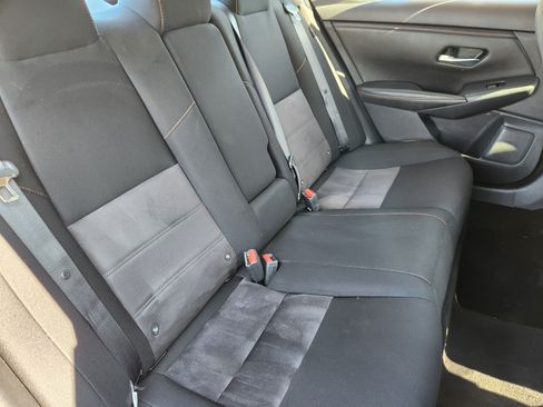 Used 2022 Nissan Sentra SR FWD image 15