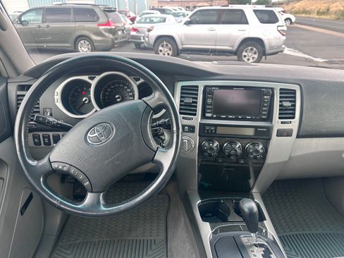 Used 2003 Toyota 4Runner Limited AWD/4WD image 7
