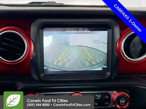 Used 2022 Jeep Wrangler Rubicon w/ Cold Weather Group image 19