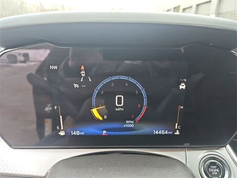 Used 2025 Chevrolet Trax LT w/ LT Convenience Package image 12