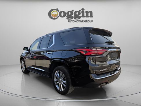 Used 2023 Chevrolet Traverse High Country w/ LPO, 'HIT The Road' Package image 6