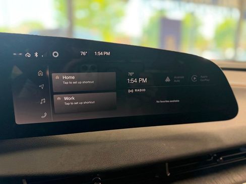 Used 2024 Lucid Air Touring AWD/4WD image 29