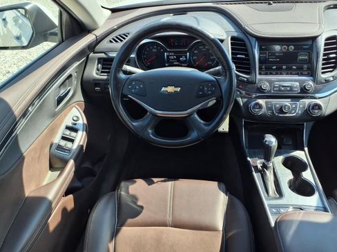 Used 2014 Chevrolet Impala LT image 7