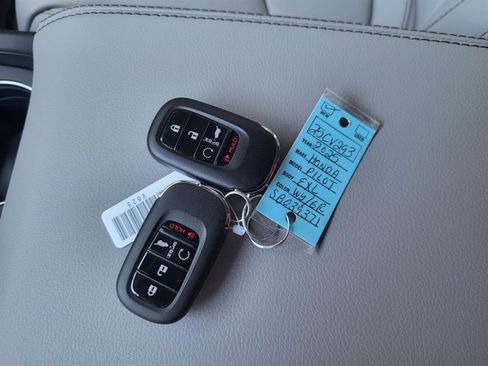 New 2025 Honda Pilot EX-L image 21