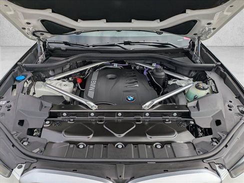 New 2026 BMW X5 sDrive40i w/ Climate Comfort Package image 17