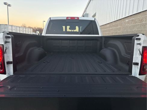 New 2026 RAM 2500 Tradesman AWD/4WD image 28