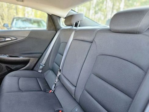 Used 2023 Chevrolet Malibu LT FWD image 28
