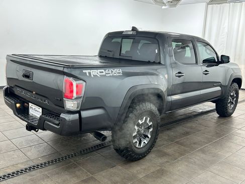 Used 2021 Toyota Tacoma TRD Off-Road w/ Technology Package AWD/4WD image 6