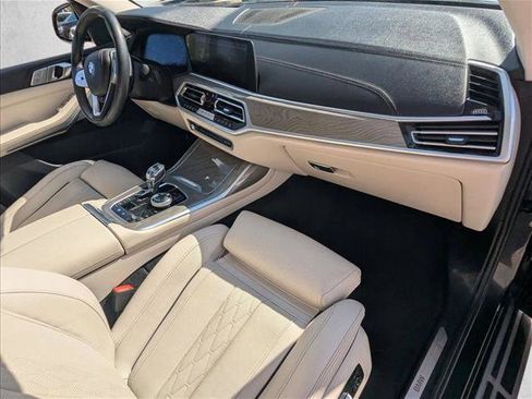 Used 2022 BMW X7 xDrive40i w/ Executive Package image 23