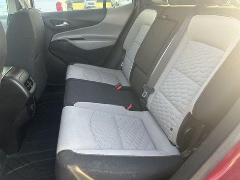 Used 2018 Chevrolet Equinox LT FWD image 14