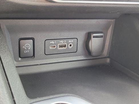 Used 2024 Nissan Sentra SV FWD image 23