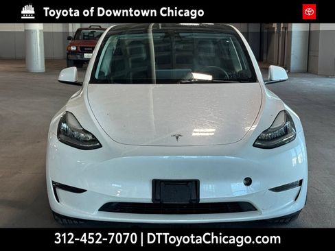 Used 2023 Tesla Model Y Long Range AWD/4WD image 2