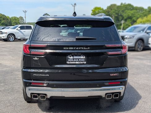 Used 2024 GMC Acadia Denali FWD image 8