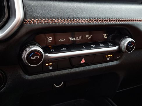 Certified 2023 MAZDA CX-50 Meridian Edition w/ Cargo Package image 16