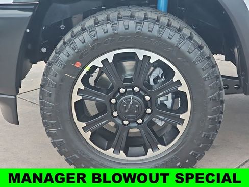 New 2026 RAM 2500 Warlock AWD/4WD image 36