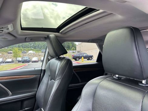 Used 2022 Lexus RX 350L FWD w/ Premium Package image 11
