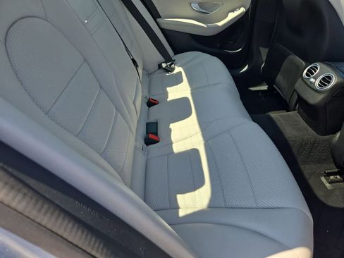 Used 2018 Mercedes-Benz C 300 Sedan image 19