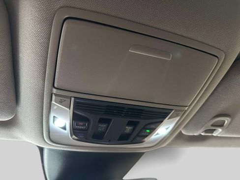 Certified 2024 Acura MDX SH-AWD w/ Technology Package image 31