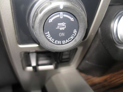 Used 2019 Ford F150 Lariat w/ Equipment Group 502A Luxury AWD/4WD image 49