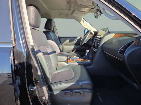 Used 2024 Nissan Armada SL w/ Captain's Chairs Package image 37