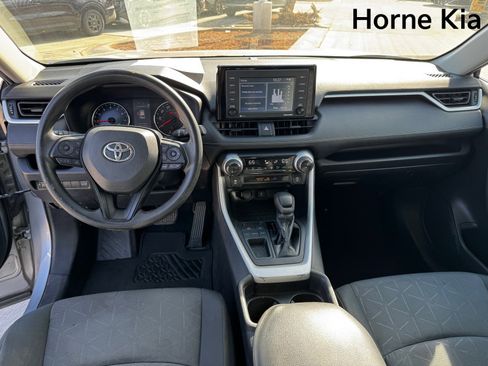 Used 2021 Toyota RAV4 XLE w/ Convenience Package image 14