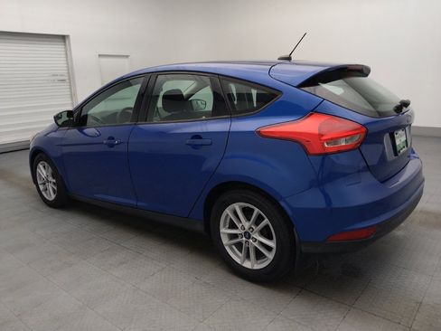 Used 2018 Ford Focus SE FWD image 3