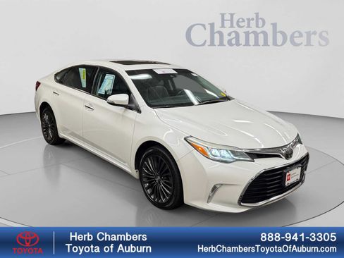 Used 2018 Toyota Avalon Touring w/ All Weather Liner Package FWD image 1
