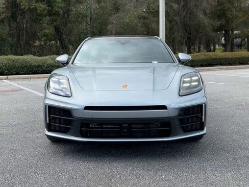 New 2025 Porsche Panamera 4 image 3