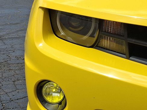 Used 2011 Chevrolet Camaro SS w/ RS Package RWD image 9