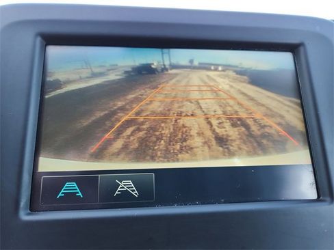 Used 2018 Chevrolet Equinox LT image 14