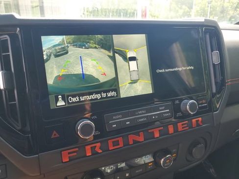 Certified 2025 Nissan Frontier PRO-4X w/ Pro Premium Package AWD/4WD image 22