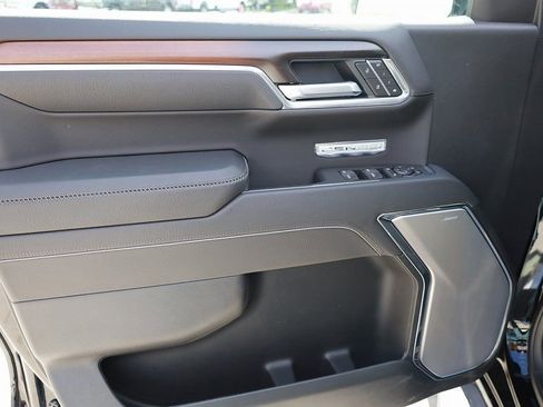 New 2026 GMC Sierra 1500 Denali AWD/4WD image 10
