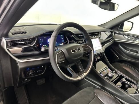 Used 2022 Jeep Grand Cherokee Trailhawk AWD/4WD image 13