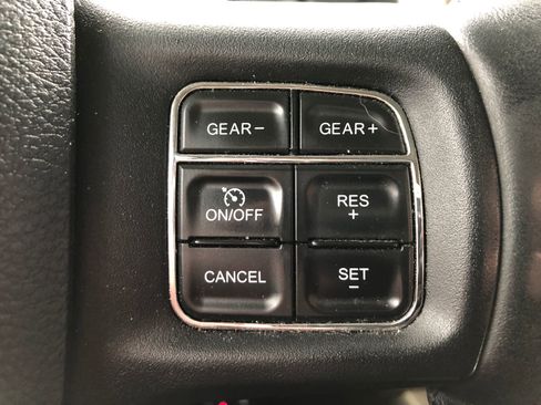 Used 2016 RAM 1500 Big Horn image 31