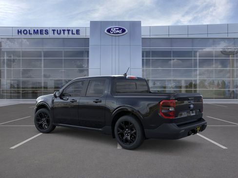 New 2026 Ford Maverick Lariat w/ Black Appearance Package image 4