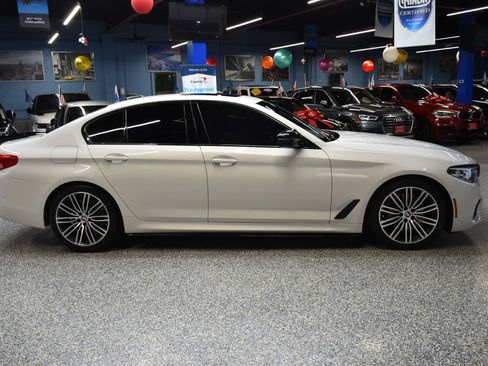 Used 2019 BMW 540i xDrive w/ M Sport Package AWD/4WD image 2