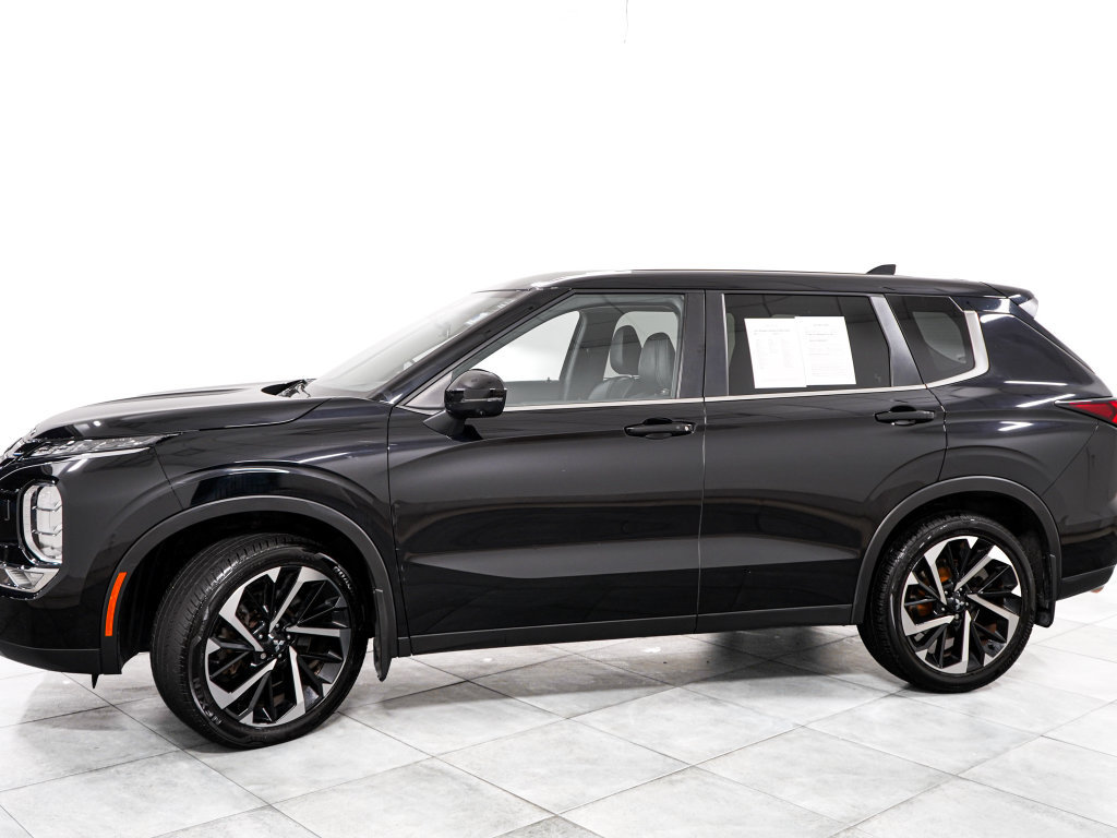 Used 2023 Mitsubishi Outlander SE Black Edition AWD/4WD image 4