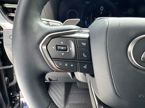 Certified 2026 Lexus GX 550 w/ Cold Area Package AWD/4WD image 32