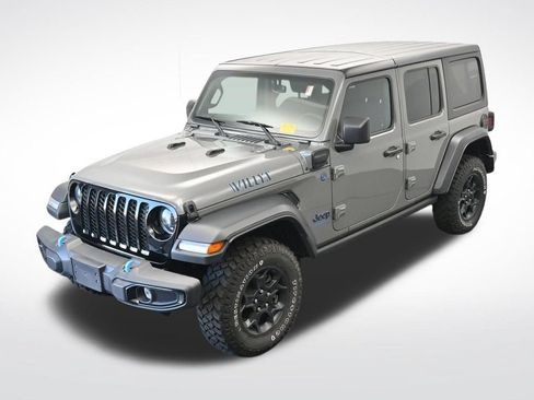 Used 2023 Jeep Wrangler Unlimited w/ Cold Weather Group AWD/4WD image 21