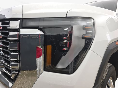 Used 2024 GMC Sierra 3500 Denali w/ Denali Reserve Package AWD/4WD image 29