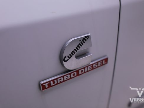 Used 2024 RAM 3500 Laramie w/ Chrome Bumper Package image 12